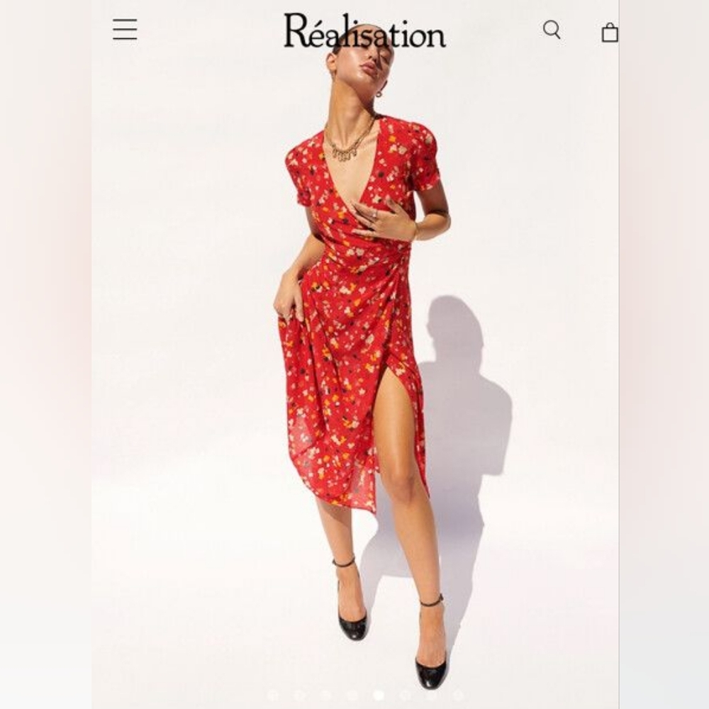 Realisation par- The Teale - Rouge Fleur